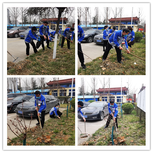 老黨員王沛亭同志在辛勤勞動(dòng) 老黨員王沛亭同志在辛勤勞動(dòng)